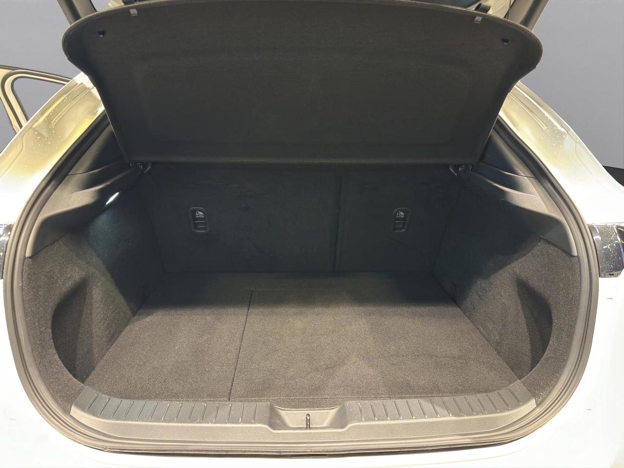 Mazda CX-30 2.0 m-hybrid HOMURA 2wd 186cv 6at