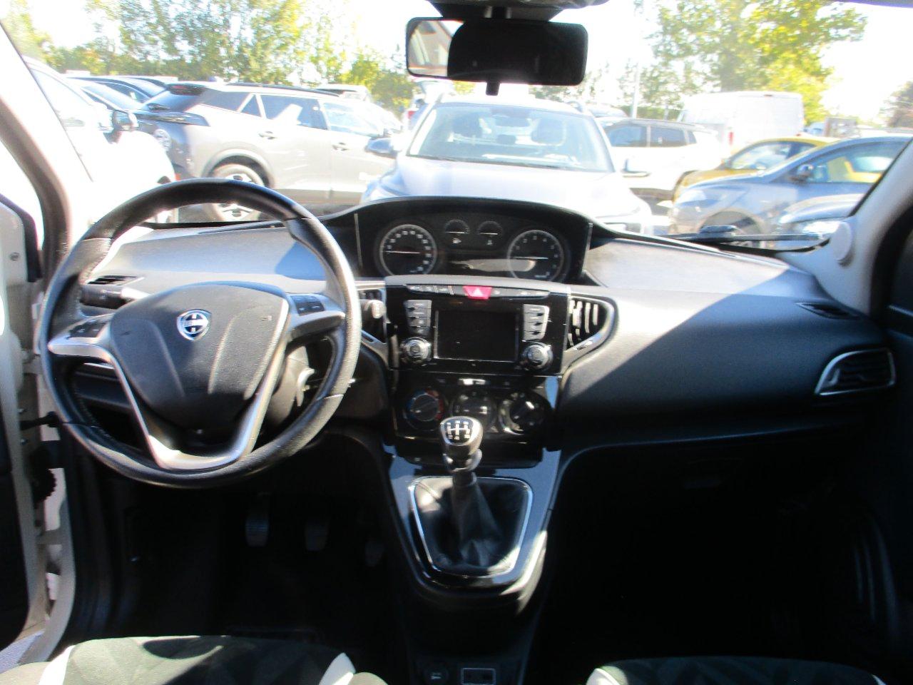 Lancia Ypsilon 5 Porte Ypsilon 1.2 Gold 69cv OK NEOPAT./Sensori/Bluetooth