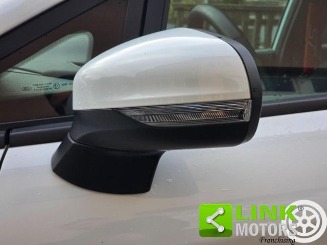 FORD Fiesta 1.0 EcoBoost 125 CV Hybrid ST-Line