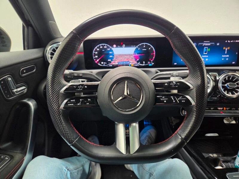 MERCEDES Classe A (W177) A 180 d Automatic ...