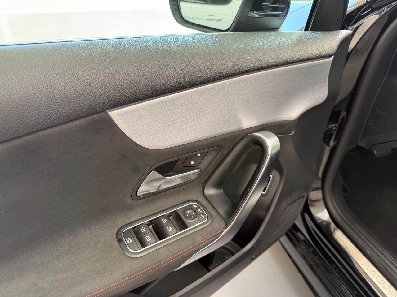 Mercedes-benz A 250 e Automatic EQ-Power Premium