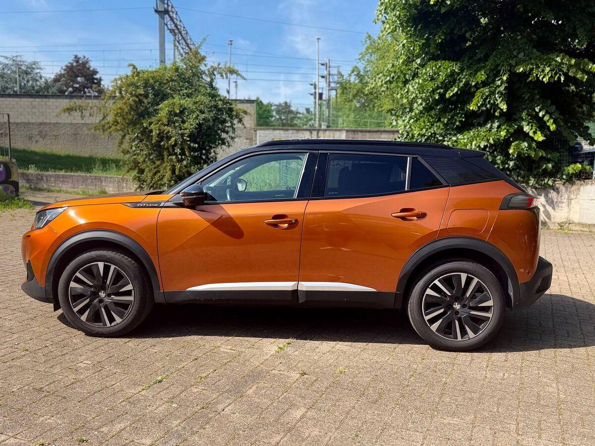 Peugeot 2008 1.5 bluehdi GT Line s&s 100cv