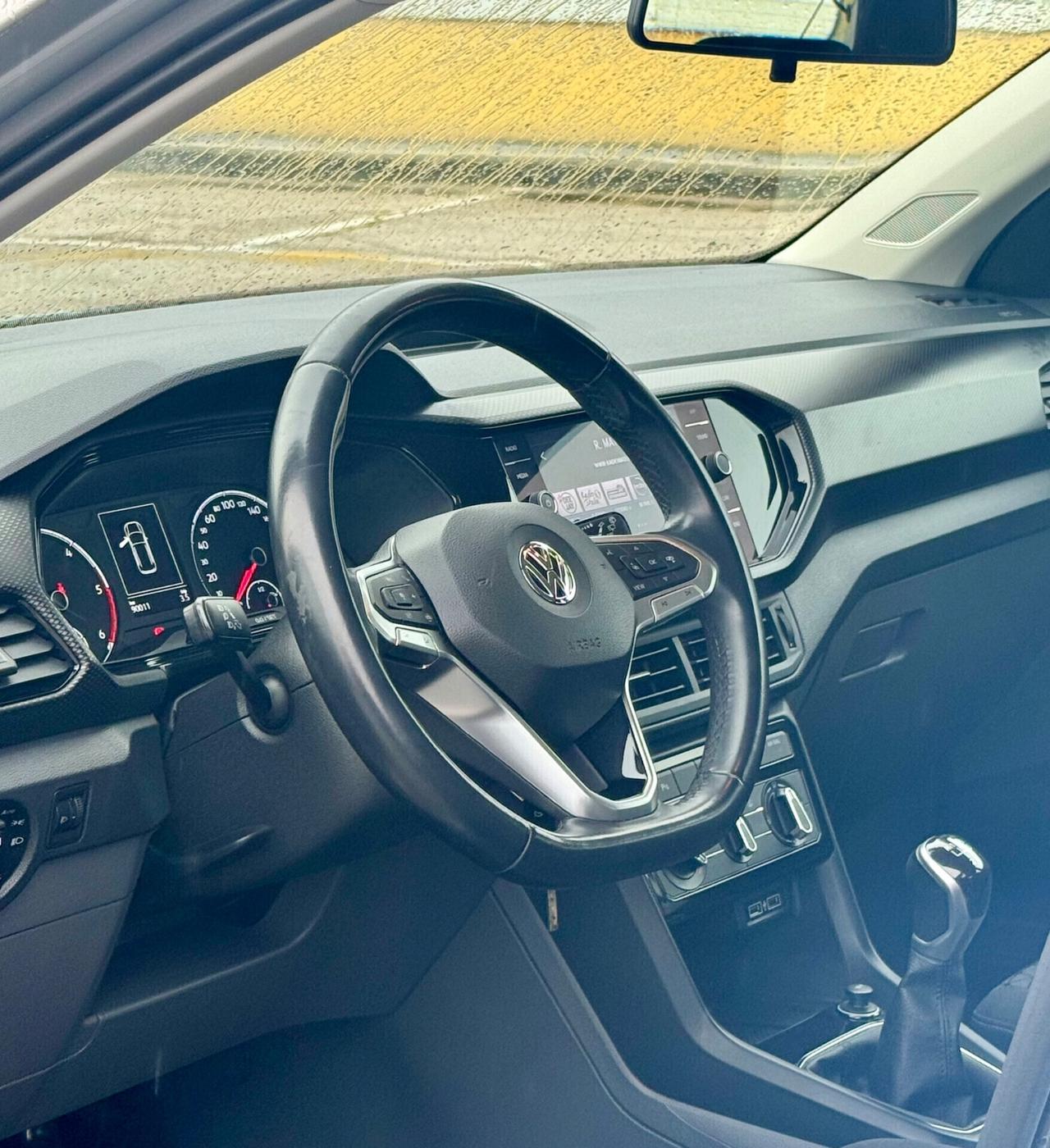 Volkswagen T-Cross 1.6 TDI 2019 SOLO 90.000km