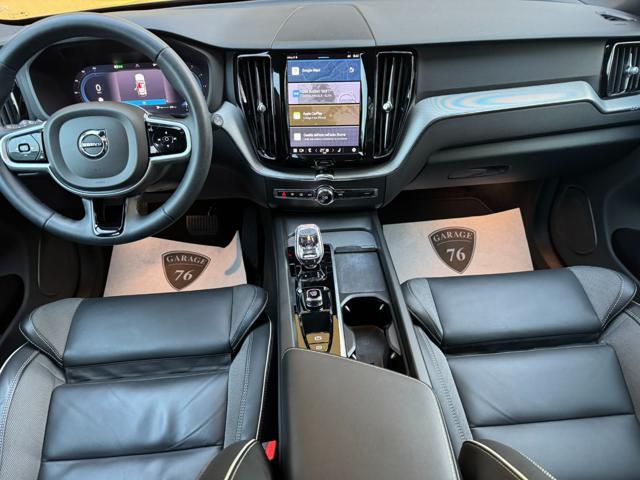 VOLVO XC60 B4 (d) AWD automatico Plus Dark