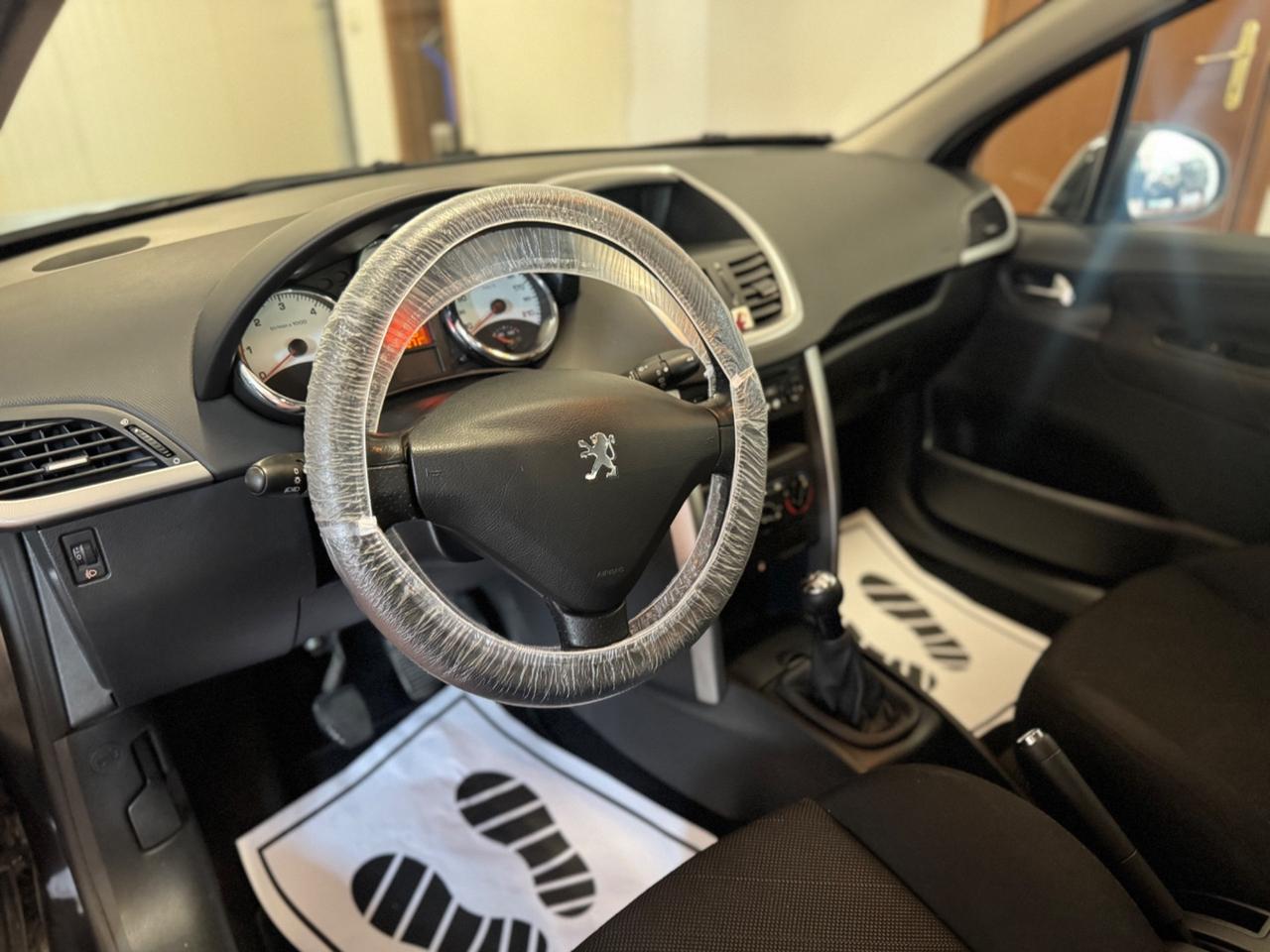 Peugeot 207 1.6 HDi 110CV 3p. Féline perfetta