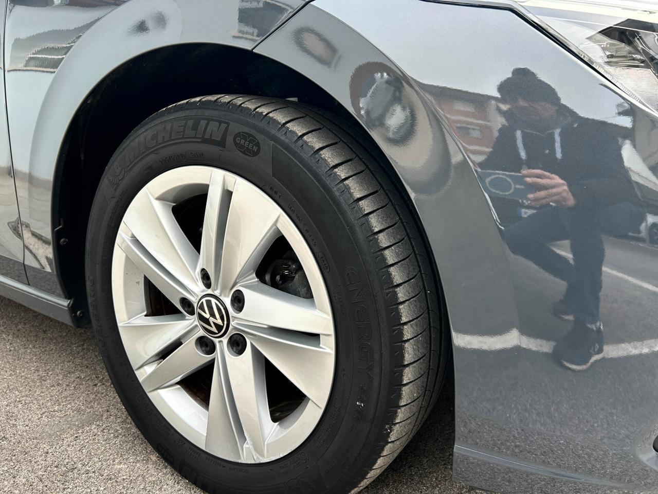 Volkswagen Golf 1.5 TGI DSG Life 2021