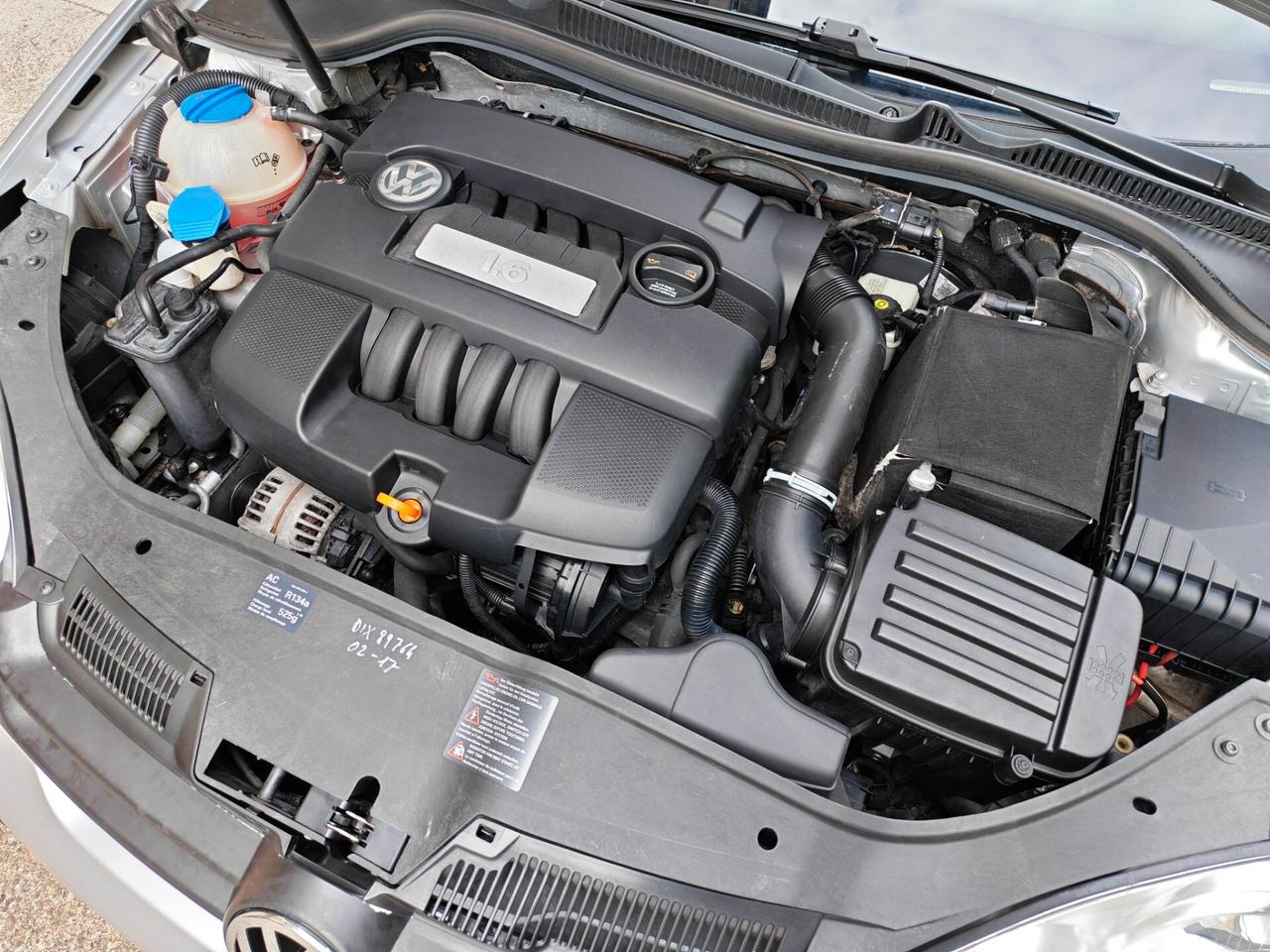 Volkswagen Golf 1.6 BENZINA 102cv / 139.000km / Neop.