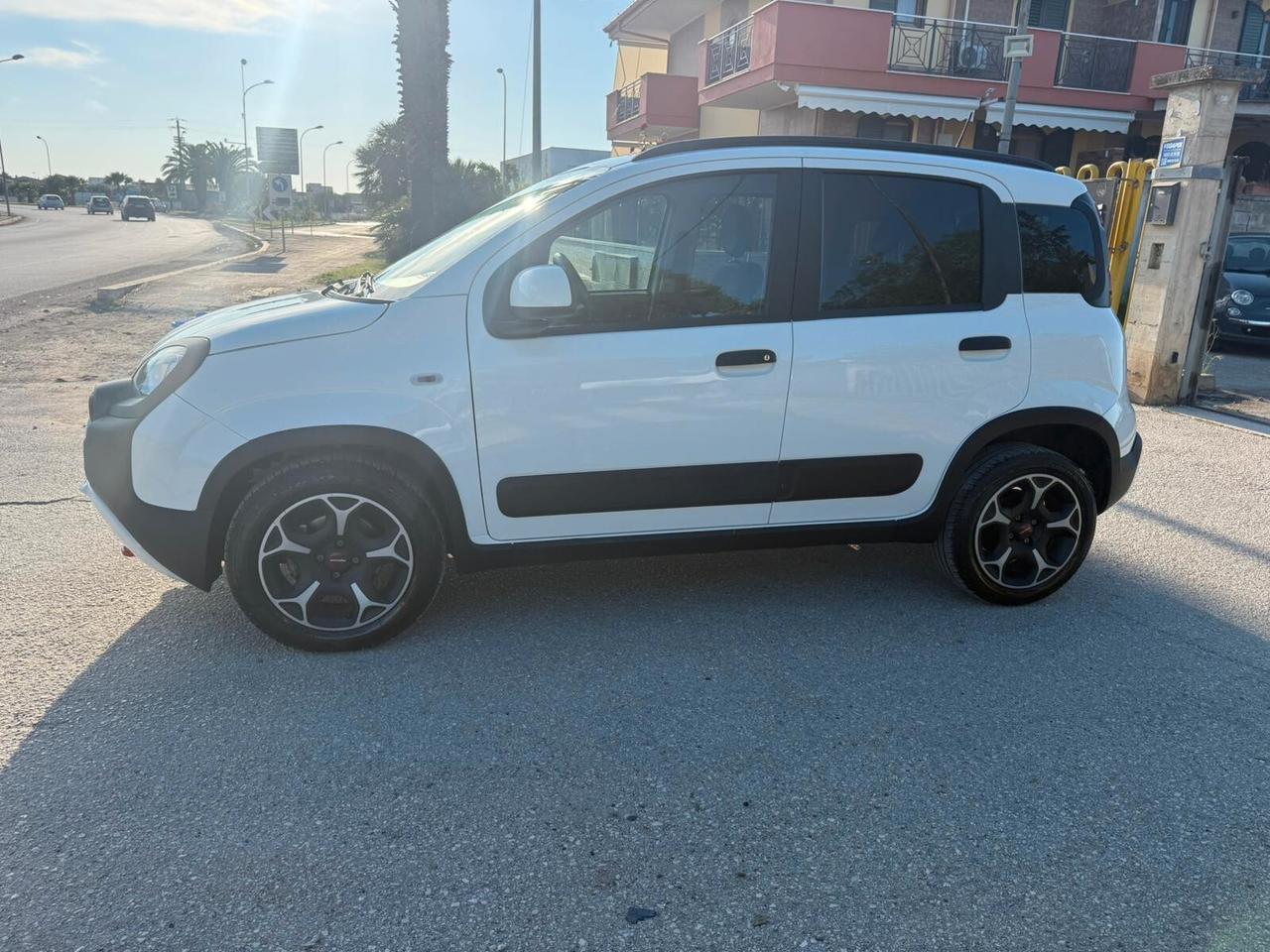 Fiat Panda Cross 1.0 Hybrid
