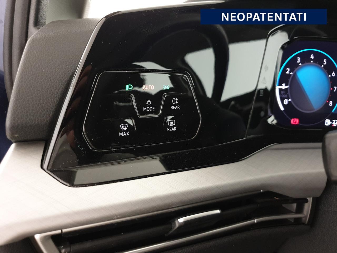 Volkswagen Golf 1.0 tsi evo life 110cv