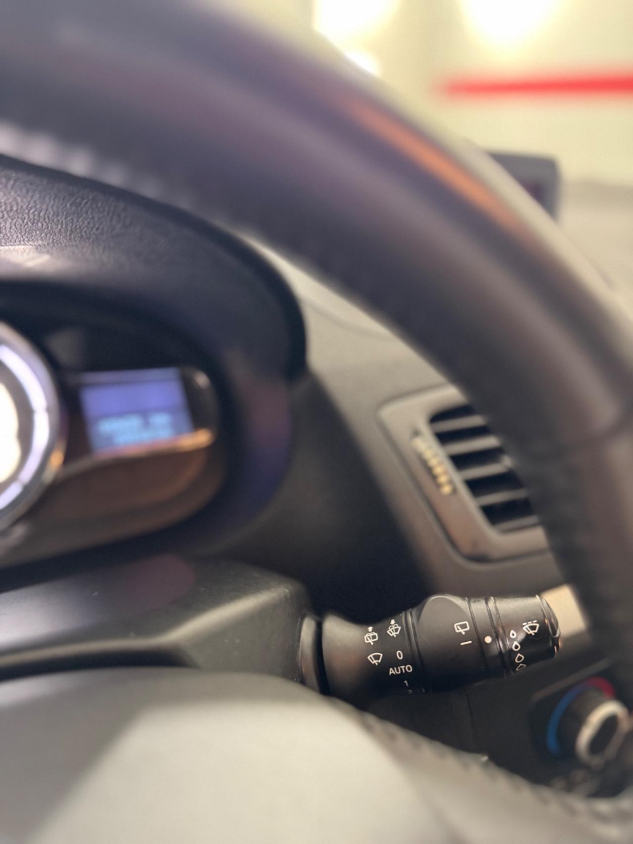 Renault Megane Coupé 1.6 Dynamique NAVI - SENSORI - CRUISE - FARI E TERGI AUTOMATICI