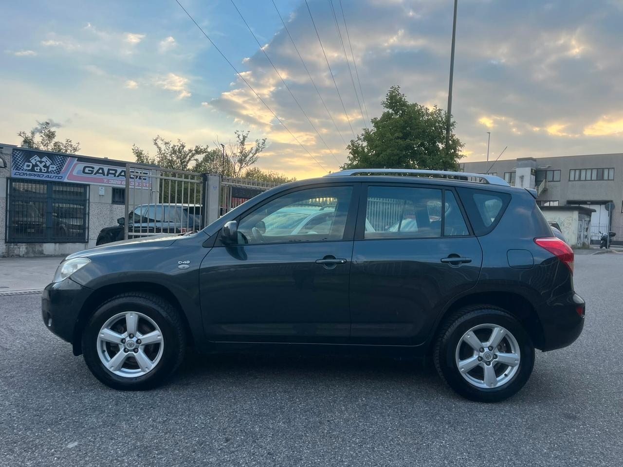 Toyota RAV 4 RAV4 2.2 D-4D 136 CV Luxury