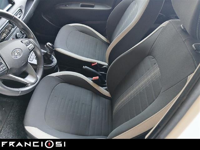 HYUNDAI i10 I 10 1.0 MPI Tech Connect Pack AT