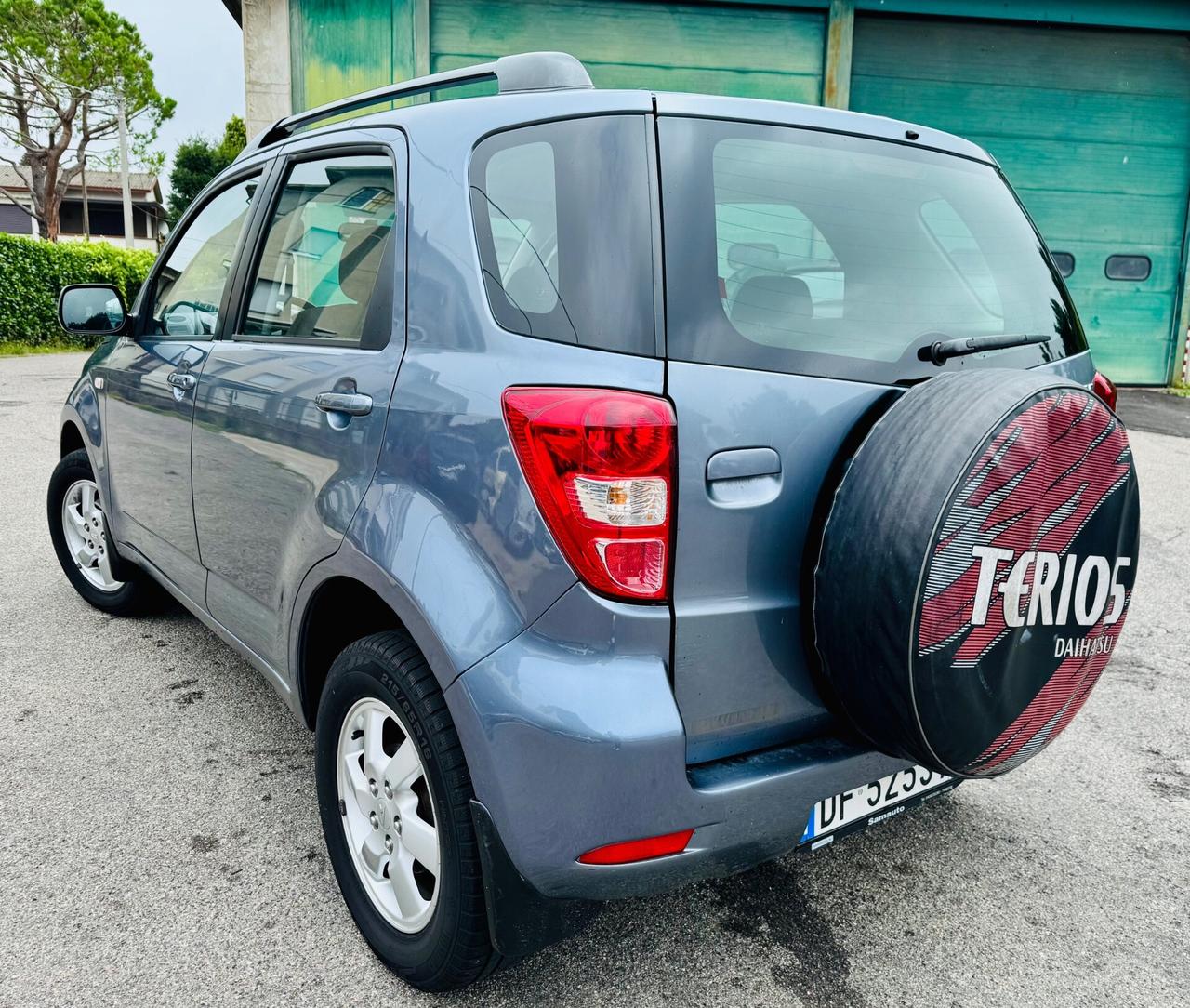 Daihatsu Terios 1.5 4X4 Ok Neopatentati
