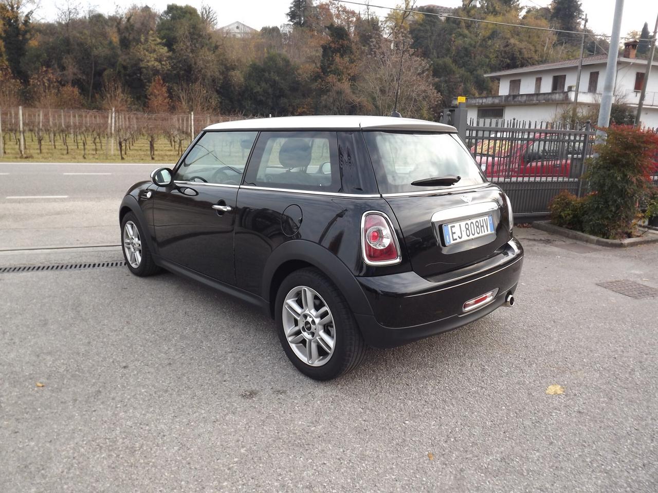 Mini Mini 1.6 16V Cooper D