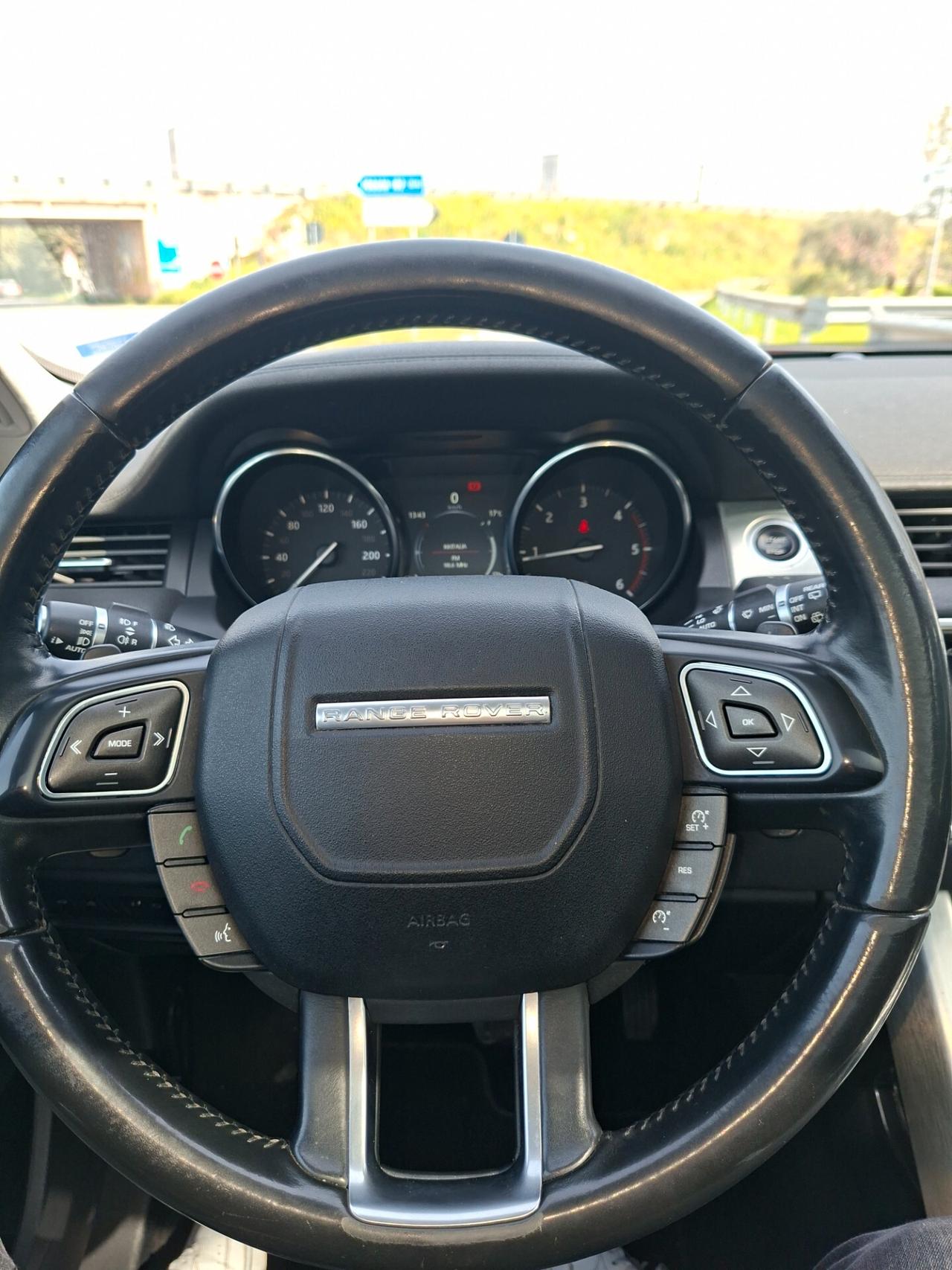 Land Rover Range Evoque 2.0 TD4 180 CV 5p. SE Dynamic