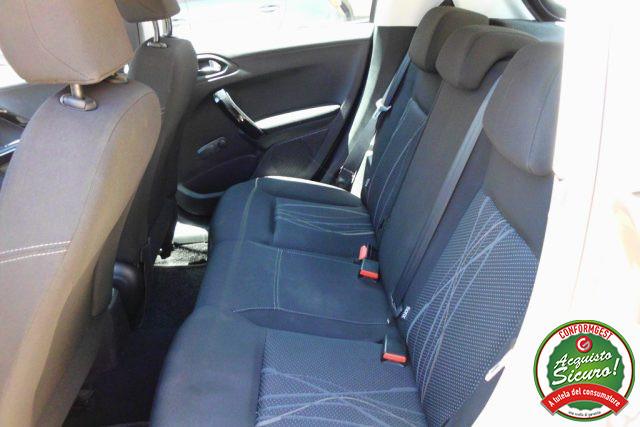 PEUGEOT 208 1.4 8V HDi 68CV 5p. Allure
