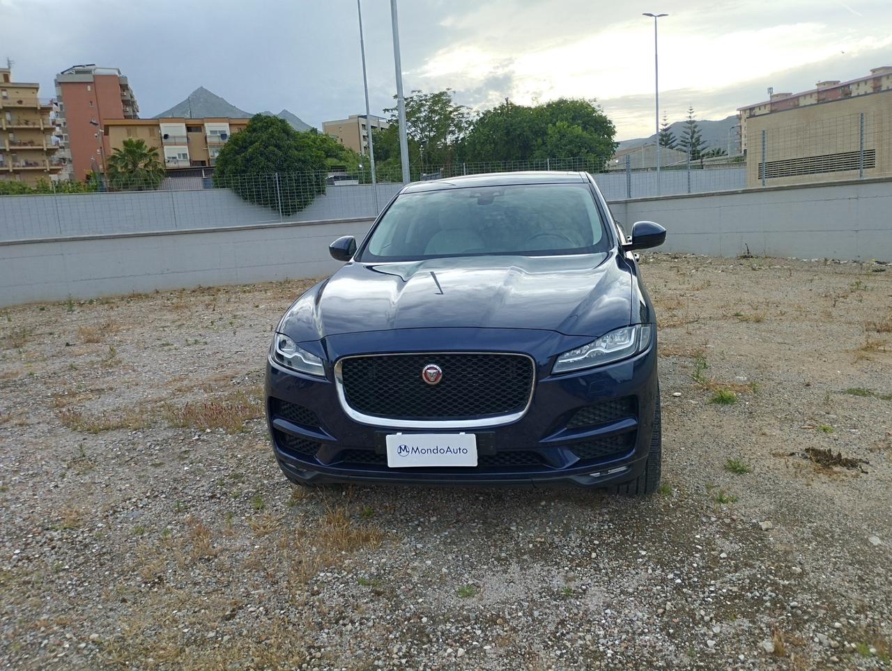 Jaguar F-Pace 2.0 D 240 CV AWD aut. Prestige