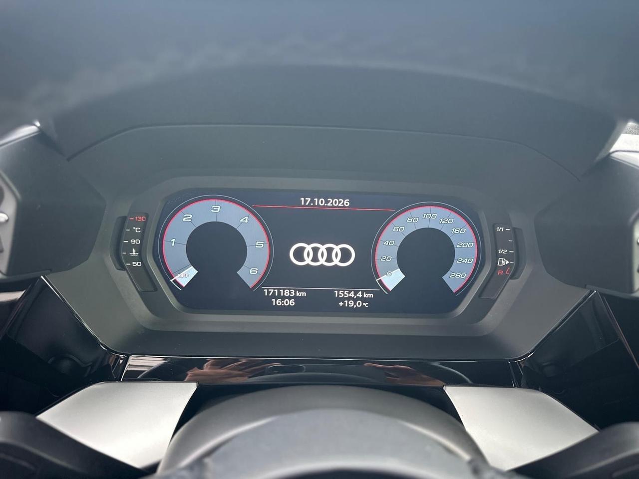 Audi A3 SPB 30 TDI Business Advanced