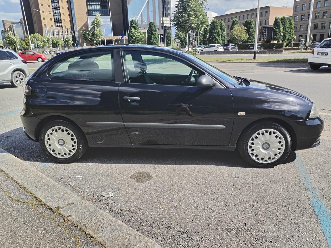 Seat Ibiza 1.2 12V 70CV 3p. Free GPL 125000KM 8/2008 CONSEGNA TAGLIANDATA