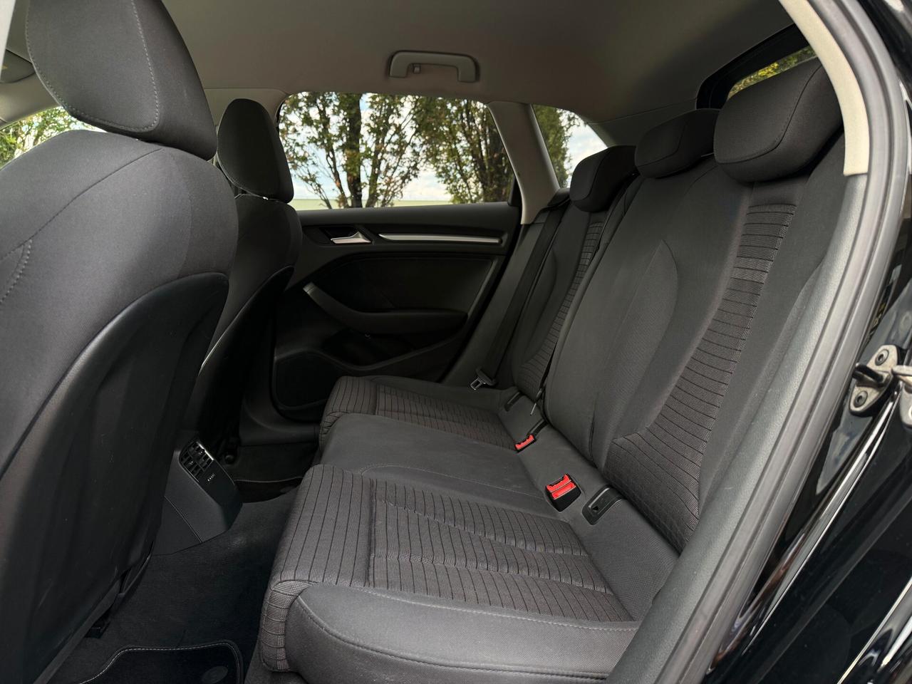 Audi A3 2.0 TDI 150 CV clean diesel Ambition