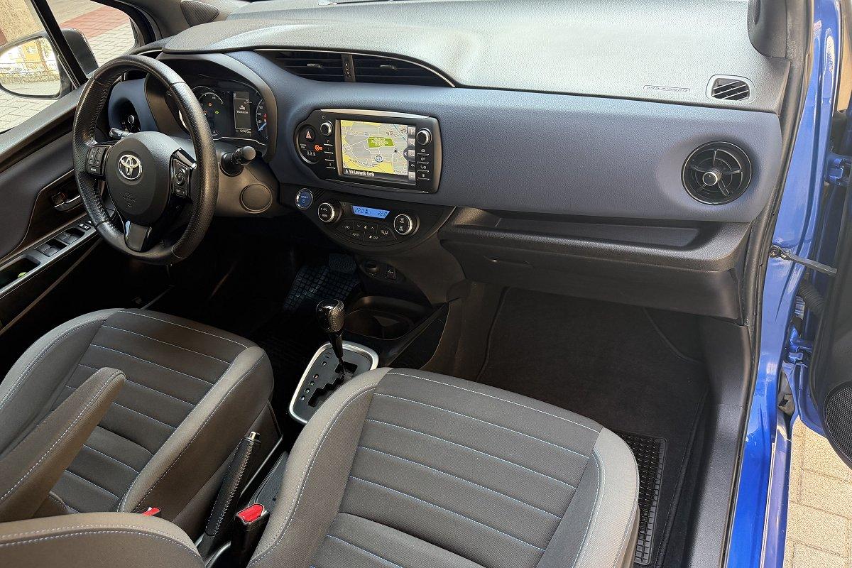TOYOTA Yaris 1.5 Hybrid 5 porte Trend "Blue Edition"