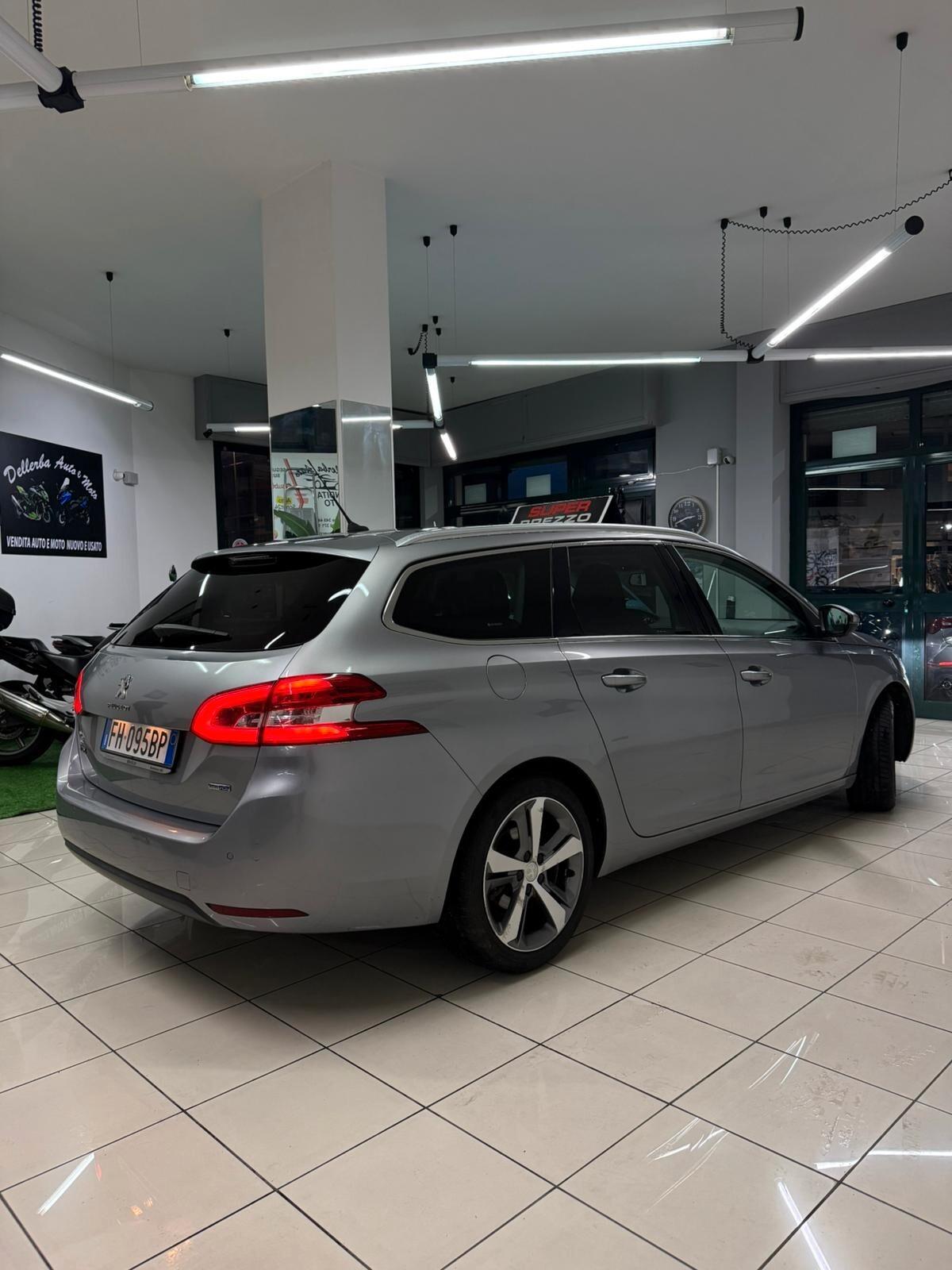Peugeot 308 BlueHDi 120 S&S EAT6 SW Allure