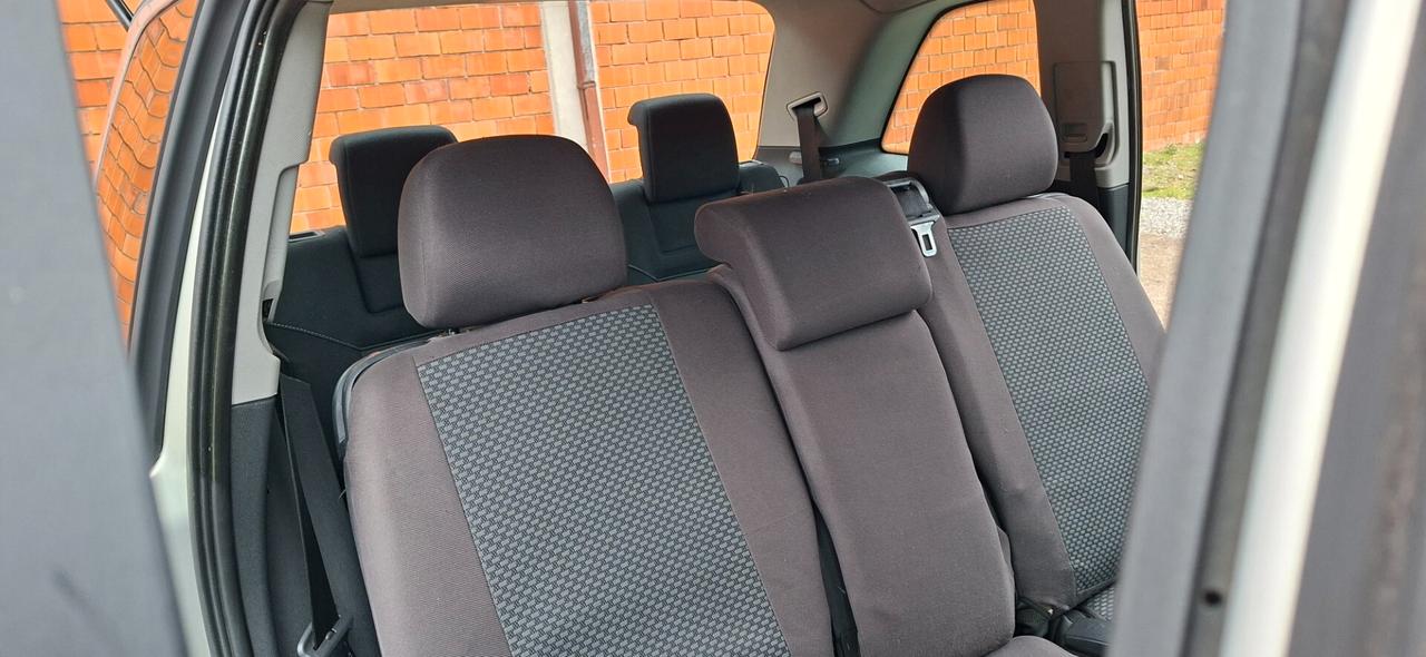 Opel Zafira 1.6 CON IMPIANTO A METANO 7 POSTI