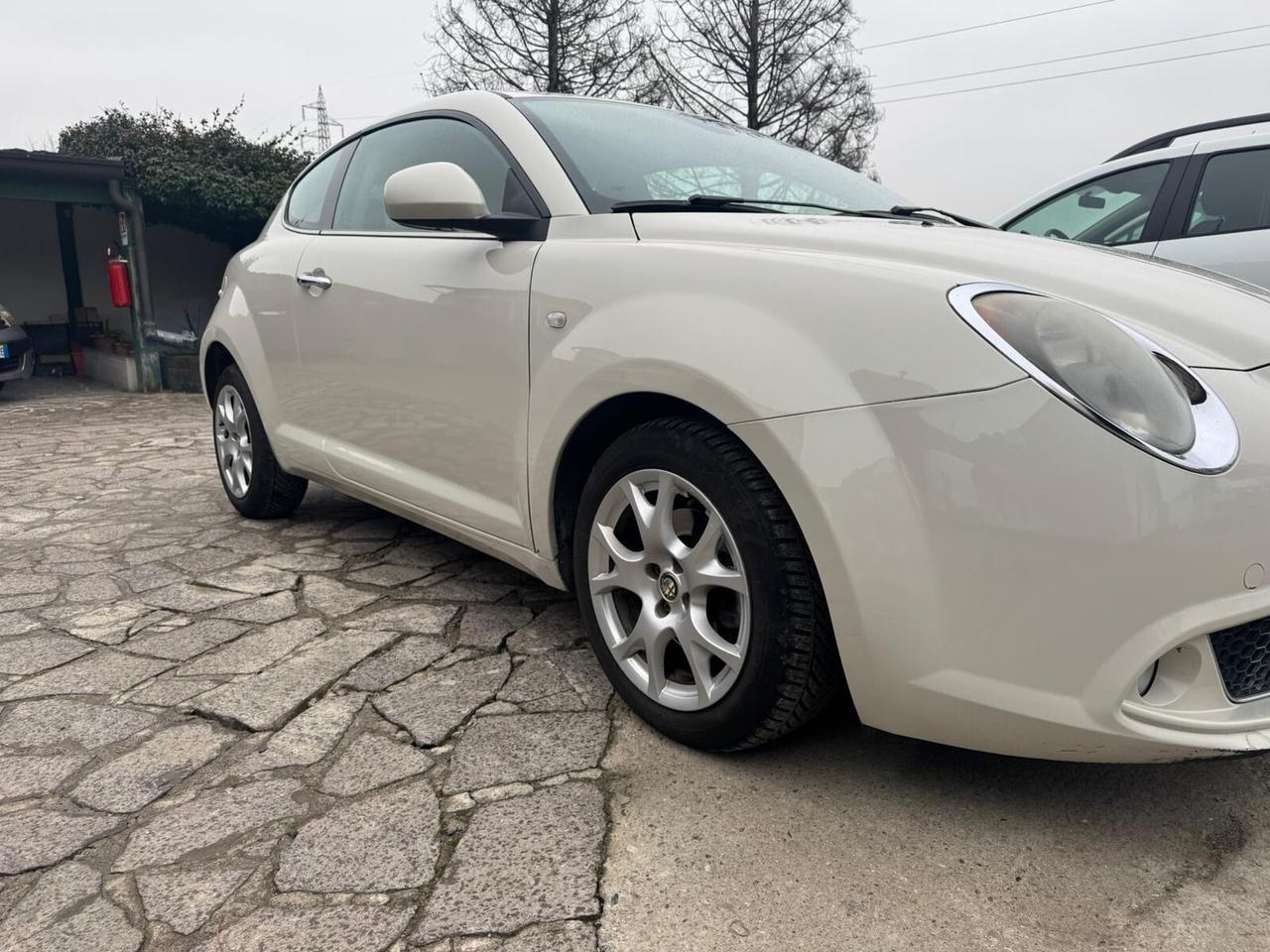 Alfa Romeo MiTo 1.3 JTDm 85 CV S&S Progression neopatentati