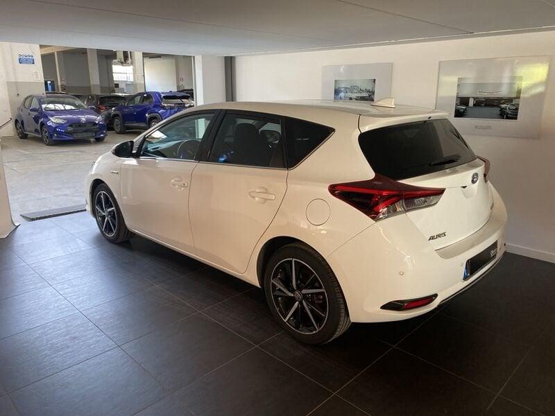 Toyota Auris 1.8 Hybrid Lounge