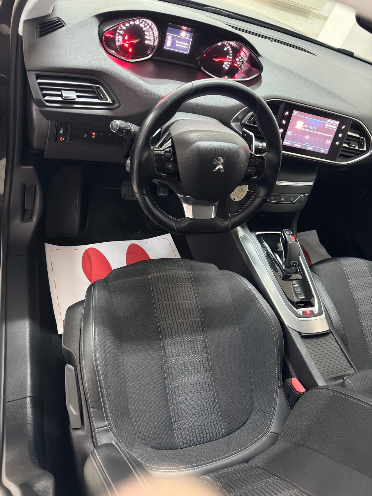 Peugeot 308 BlueHDi 120 S&S EAT6 SW Allure