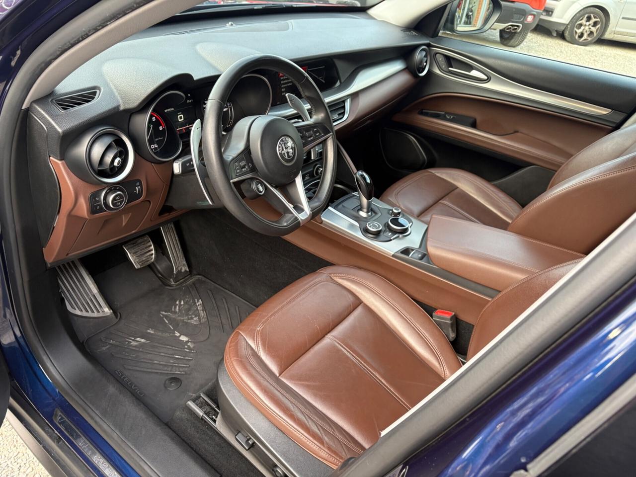 Alfa Romeo Stelvio Q4 2.2 T Diesel 210 CV -Perfetto