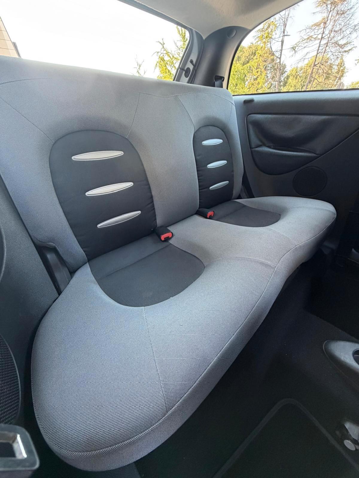 Lancia Ypsilon 1.2 Argento