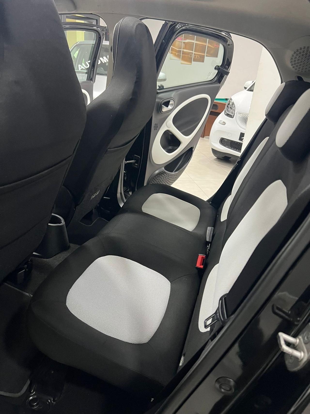 Smart ForFour 70 1.0 Passion