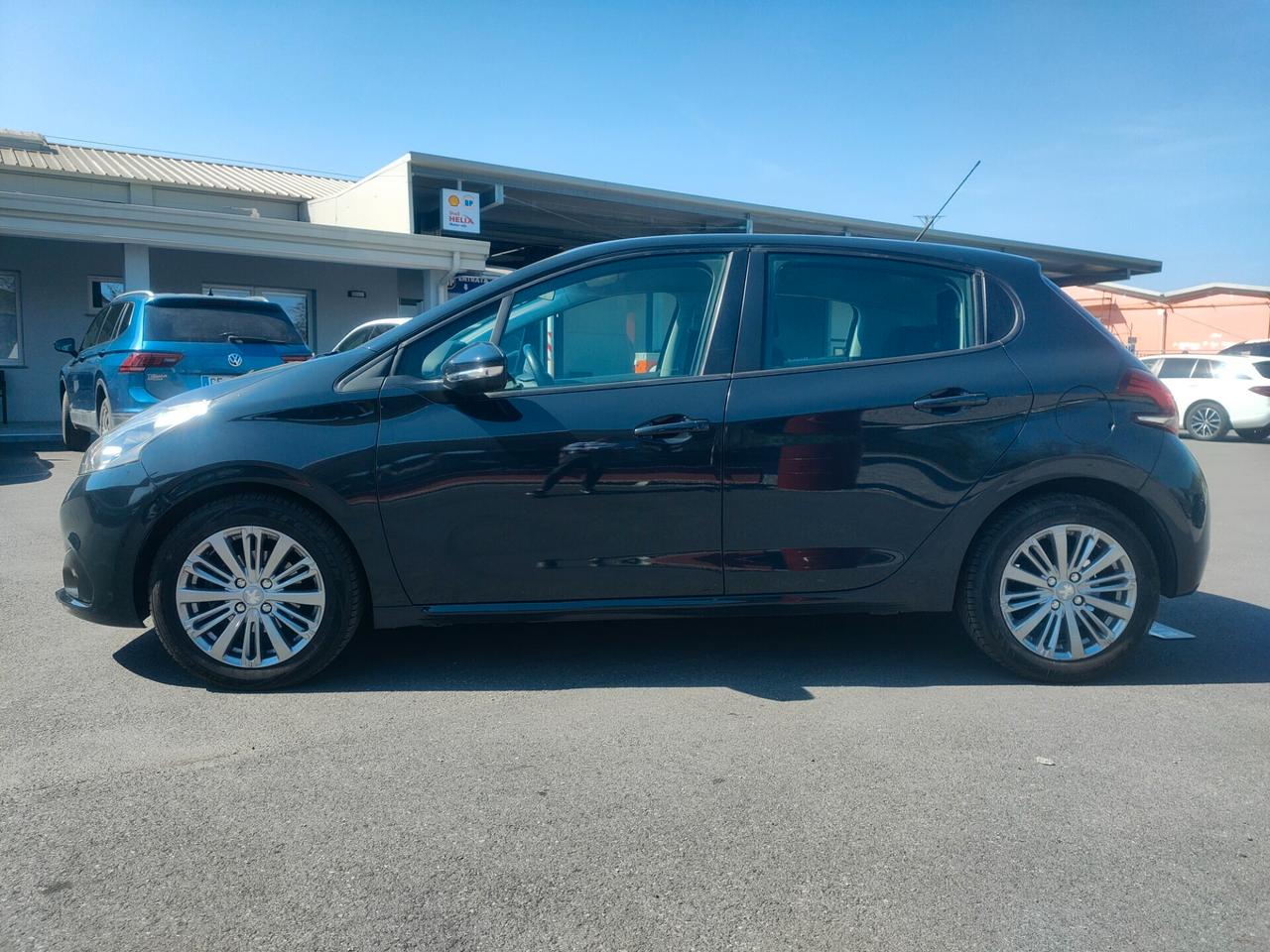 Peugeot 208 PureTech 82 5p. GPL Allure NEOPATENTATI