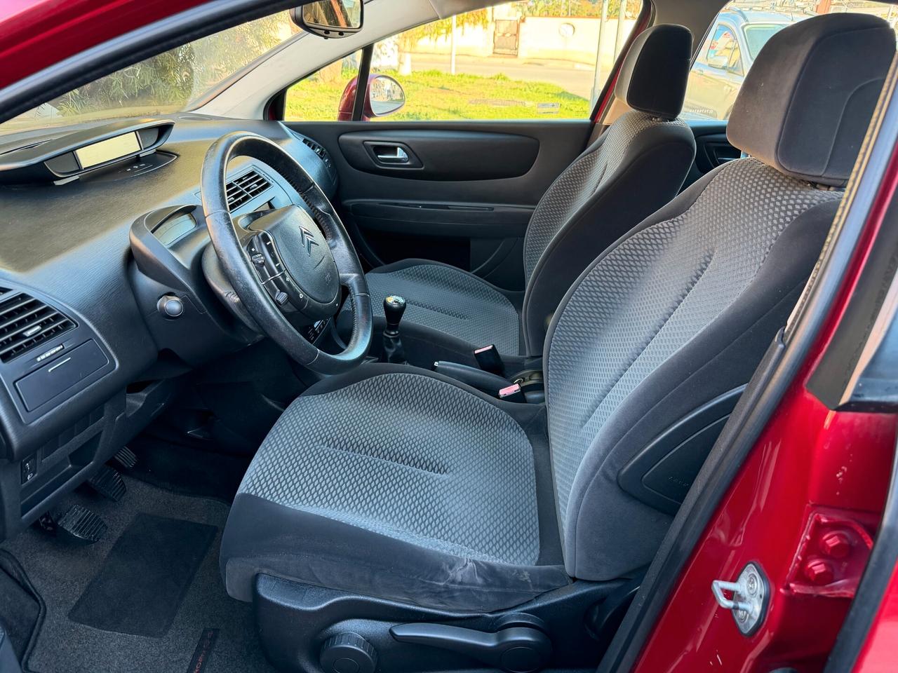 Citroen C4 1.6 HDi 110CV FAP Exclusive