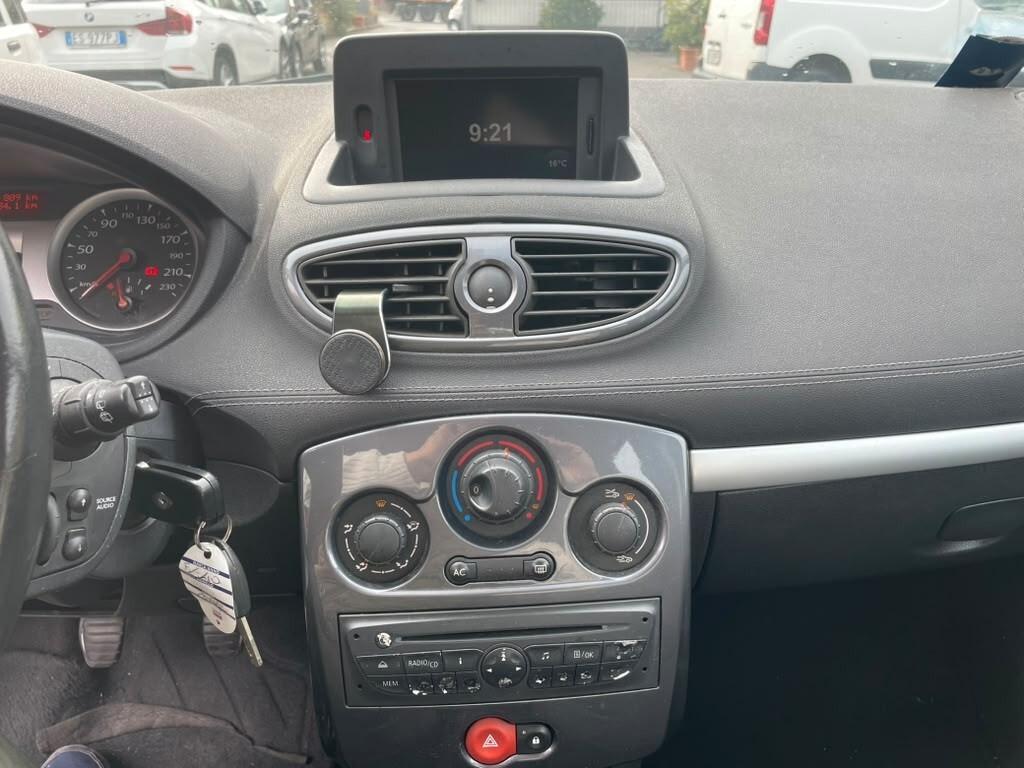 Renault Clio 1.2 16V 5 porte Dynamique