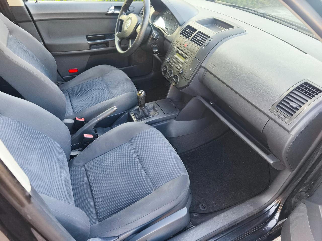 Volkswagen Polo 1.2/64CV 12V 5p. Comfortline