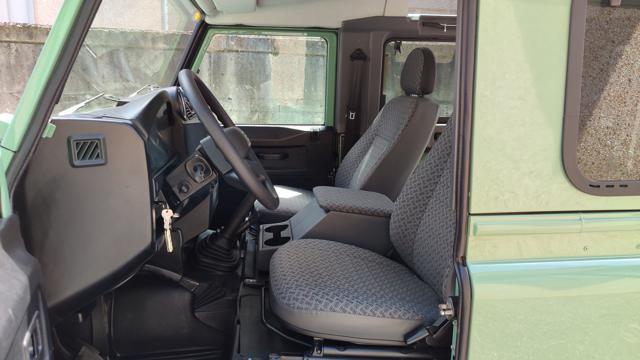 LAND ROVER Defender 90 2.2 TD4 N1 - PARI AL NUOVO
