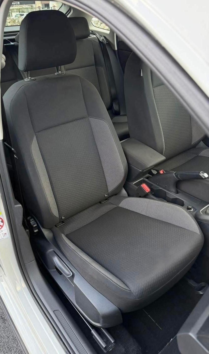 Volkswagen Taigo 1.0 Tsi 95CV Life Fari Led