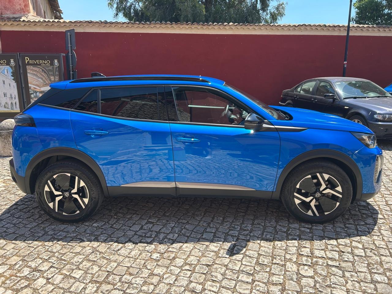 Peugeot 2008 PureTech 100 S&S Allure