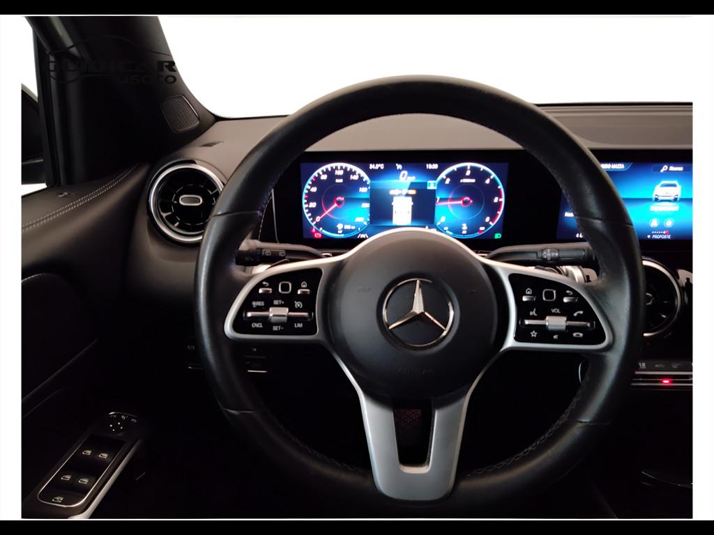Mercedes-Benz GLB - X247 2019 - GLB 180 d Sport auto
