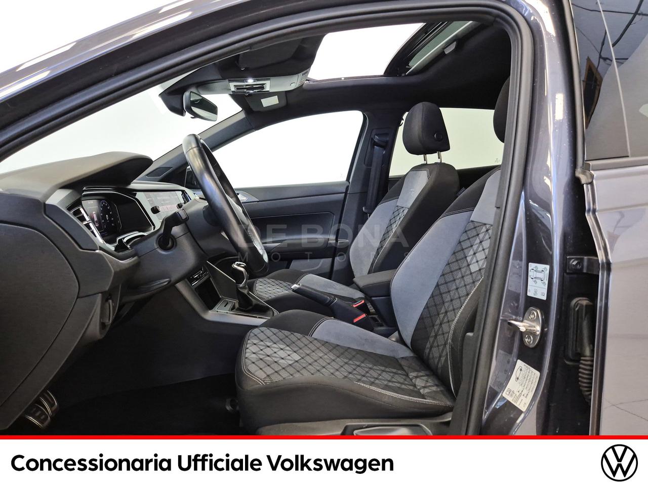 Volkswagen Taigo 1.0 tsi r-line 110cv