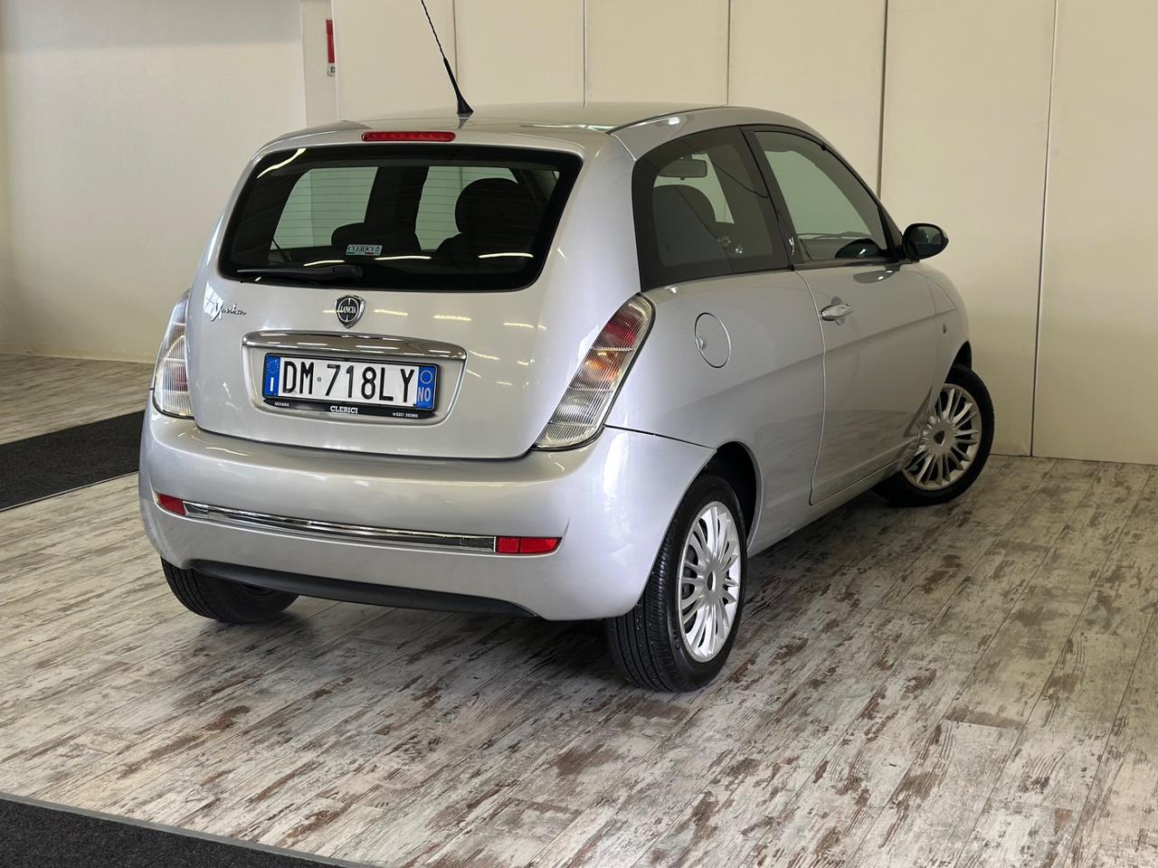 Lancia Ypsilon 1.2 Benzina Ok Neopatentati