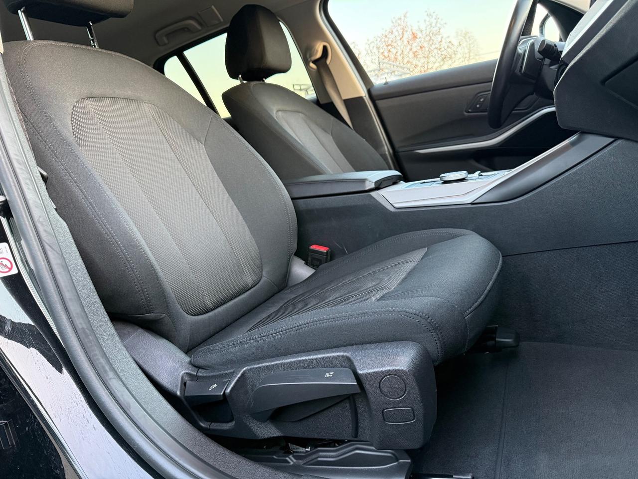 Bmw 318d My23 48V Automatica Touring Advantage 2.0 150CV