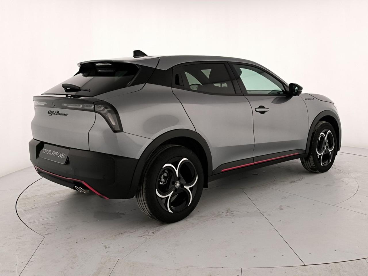 Alfa Romeo Junior 1.2 ibrida speciale 145cv edct6