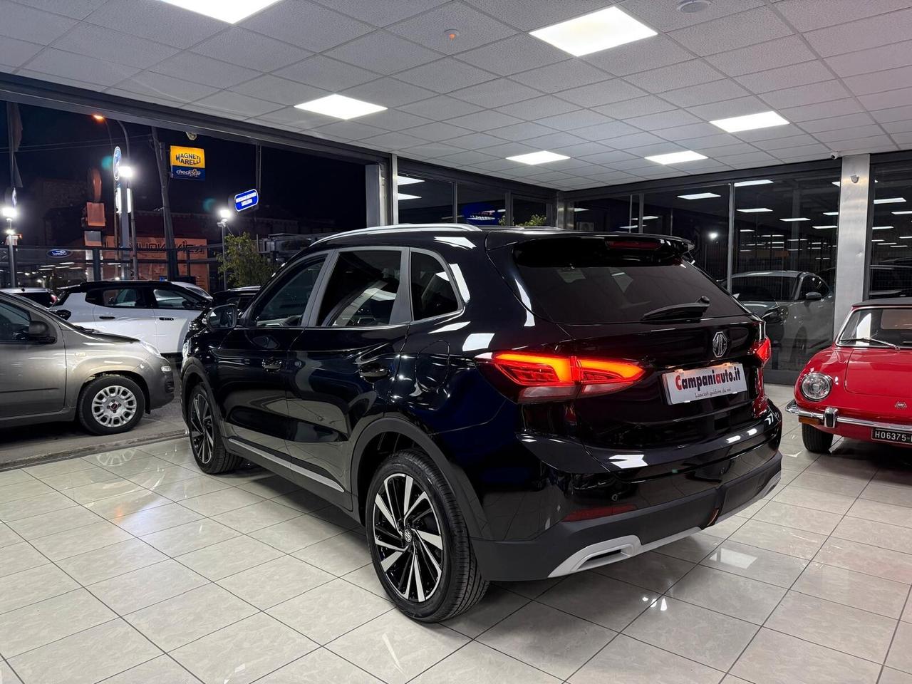 Mg ZS HYBRID + LUXURY