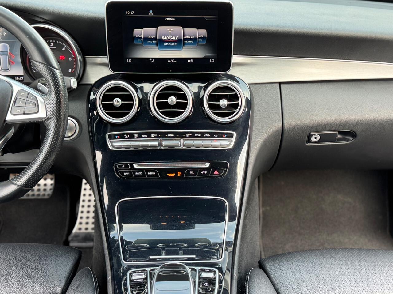 Mercedes-benz C 220 Premium AMG LINE !