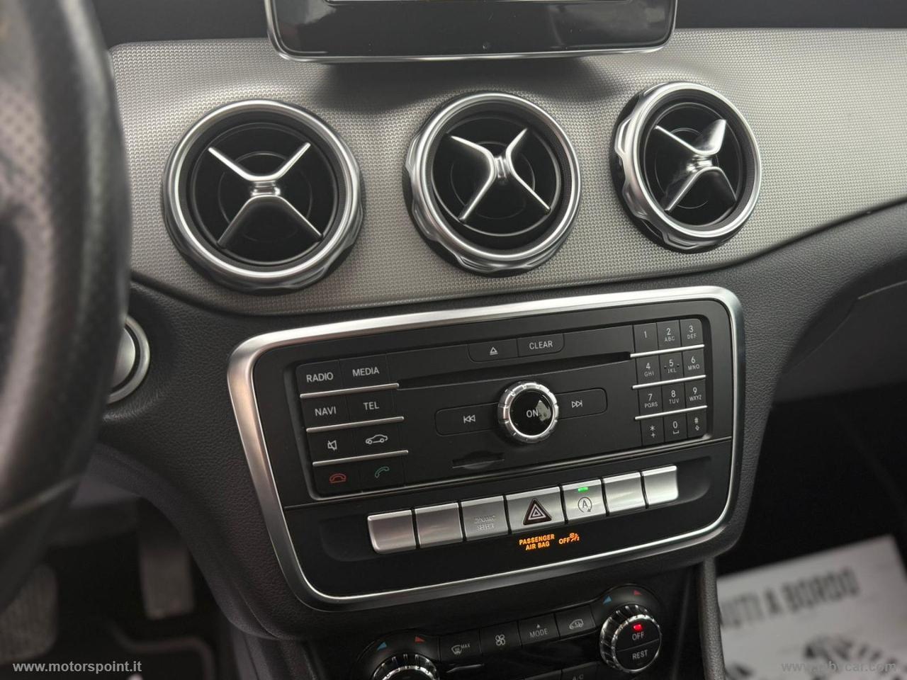 MERCEDES-BENZ GLA 180 CDI AUTOMATIC Sport