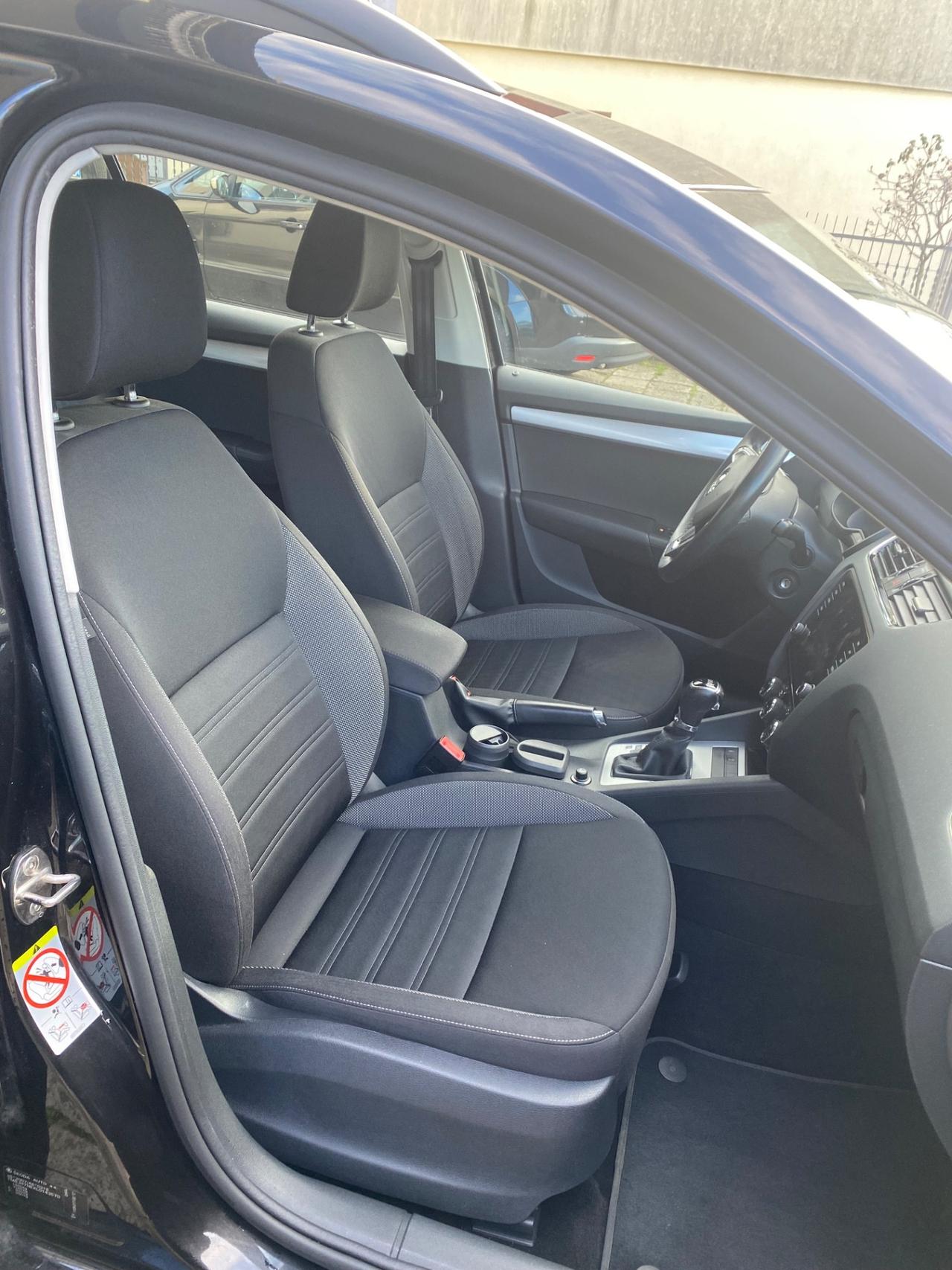 Skoda Octavia 1.5 DSG Wagon Executive G-Tec