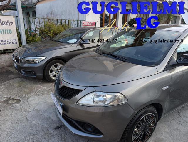 LANCIA Ypsilon 1.2 69 CV 5 porte Gold